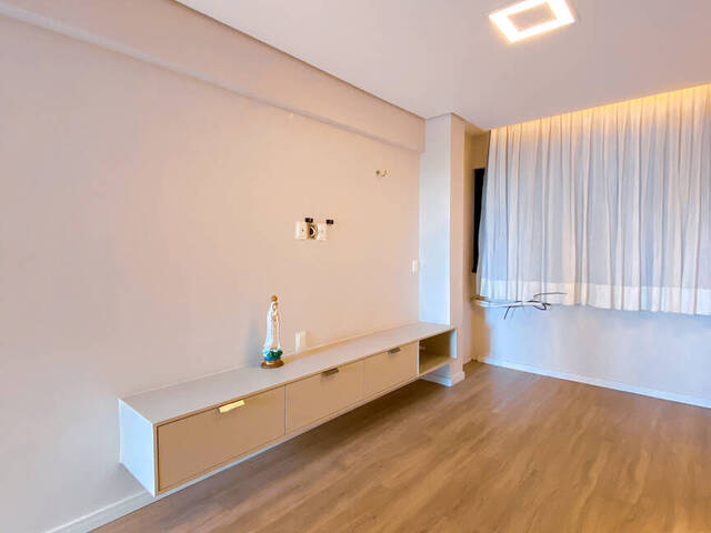 Apartamento para Venda em Fortaleza - 4