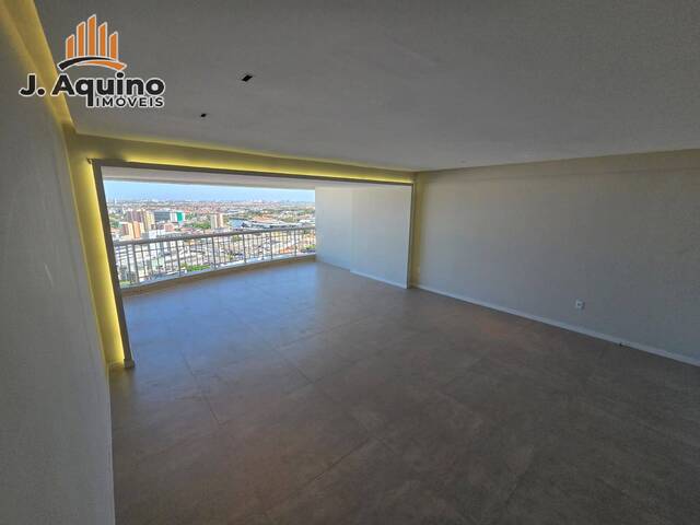 Apartamento para Venda em Fortaleza - 4
