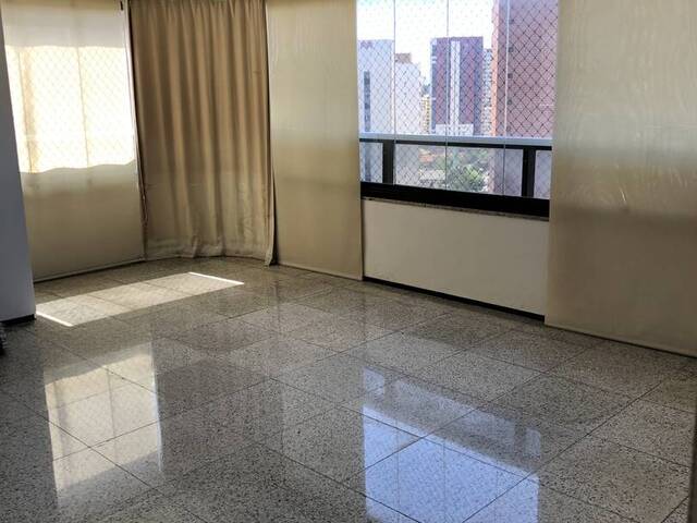Apartamento para Venda em Fortaleza - 5