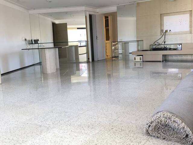 Apartamento para Venda em Fortaleza - 4