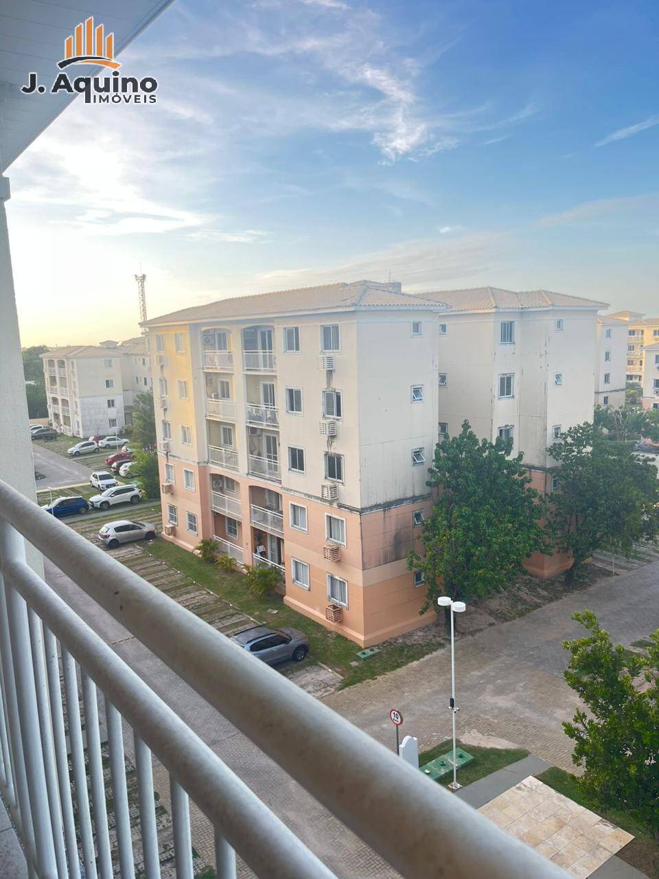 Apartamento à venda com 3 quartos, 65m² - Foto 2