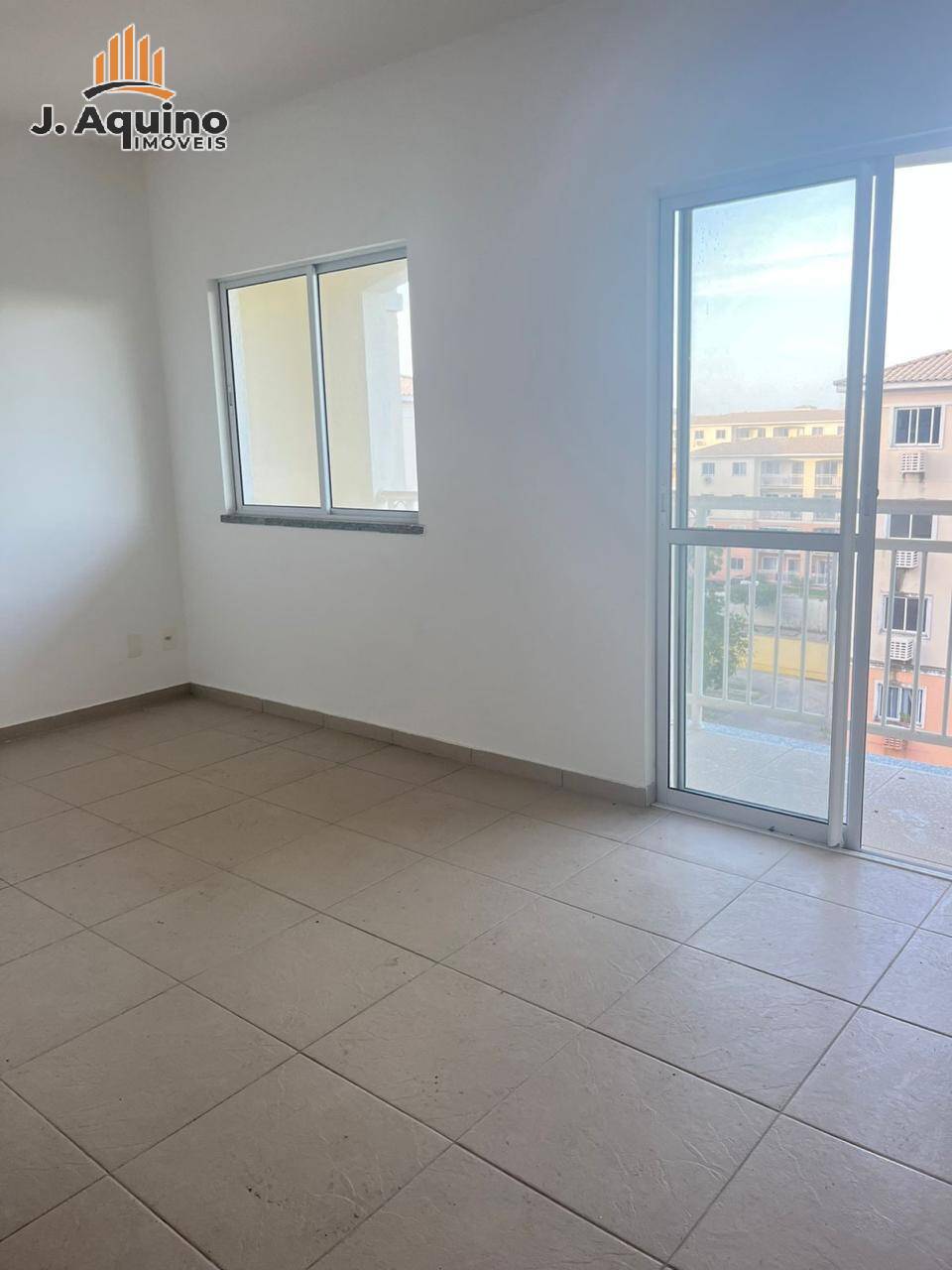 Apartamento à venda com 3 quartos, 65m² - Foto 3