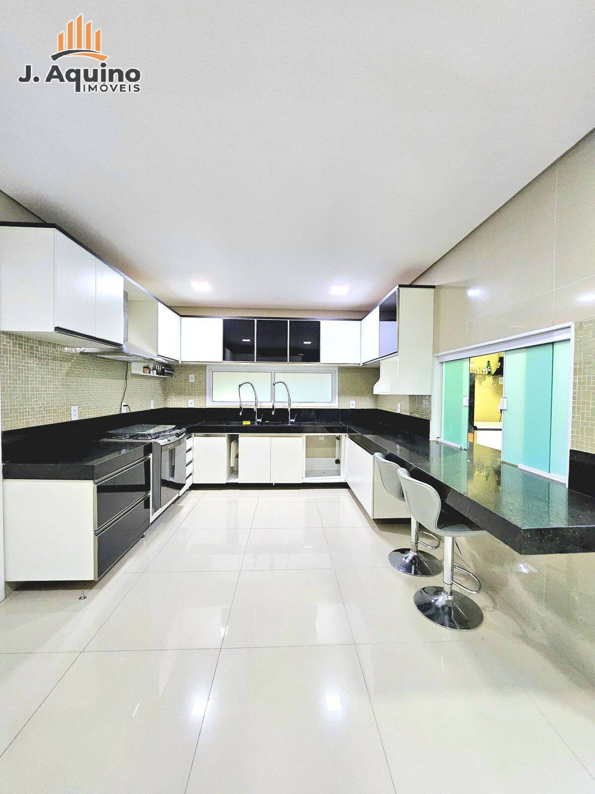 Casa de Condomínio à venda e aluguel, 421m² - Foto 15