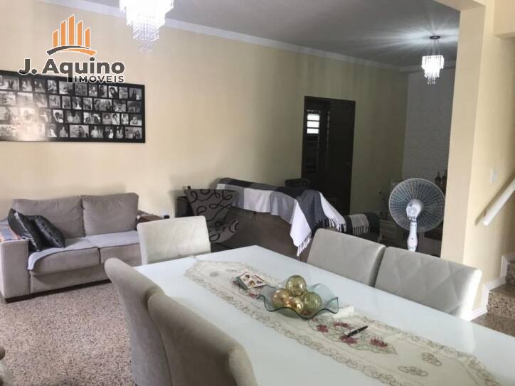 Casa residencial à venda, Sapiranga, Fortaleza.